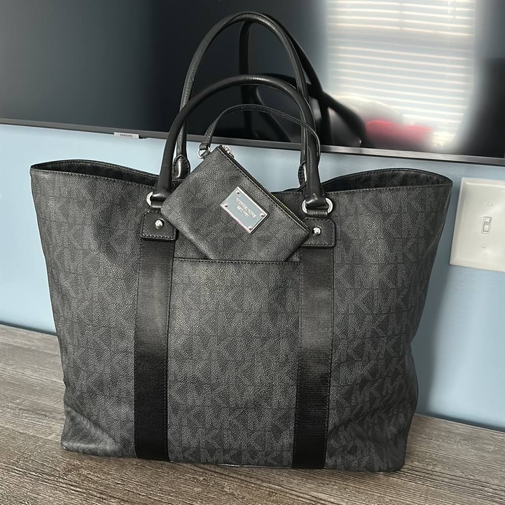 Mk Weekend Bag - image 2